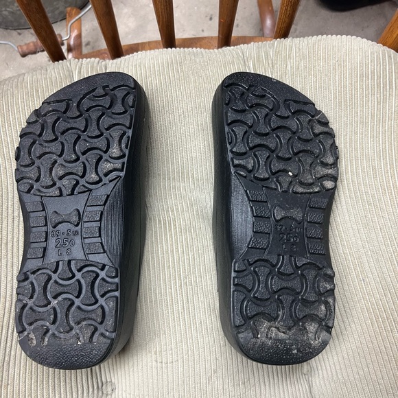 Birkenstock non-slip clogs used for 1 semester of culinary school. - Picture 2 of 3